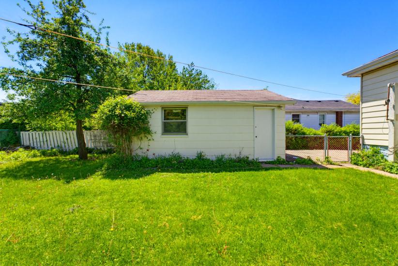Property listing for 257 West 2nd St., Hamilton, ON