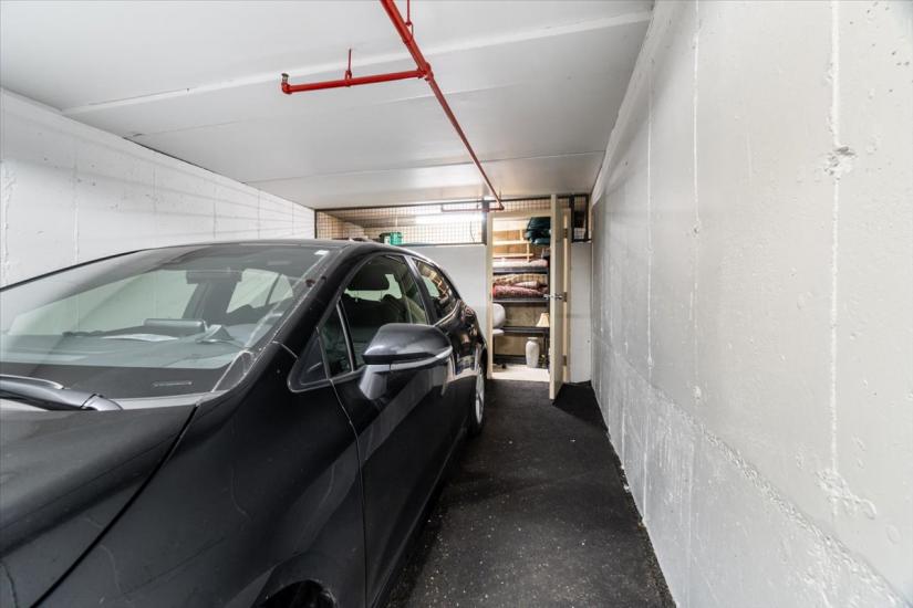 Property listing for #208-990 Golf Links Rd., Ancaster, ON