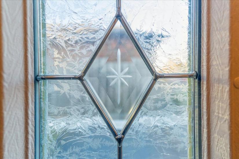 Property listing for 272 East 44th St., Hamilton, ON