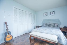 Property listing for 304 Mount Albion Rd., Hamilton, ON
