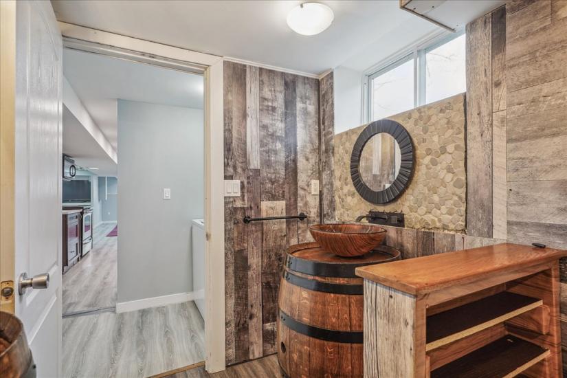 Property listing for L-1566 Caistorville Rd., Caistor Centre, ON