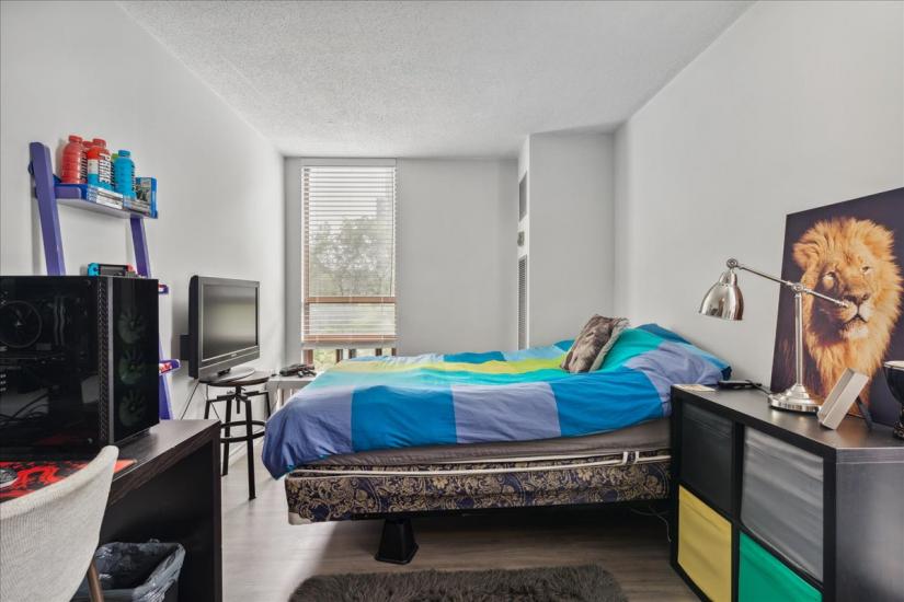 Property listing for #305-222 Jackson St. W., Hamilton, ON