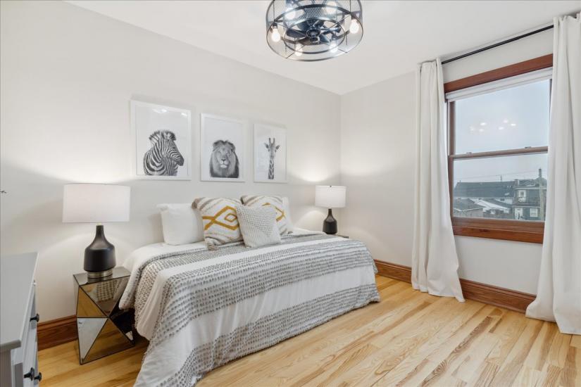 Property listing for 42 Chatham St., Hamilton, ON