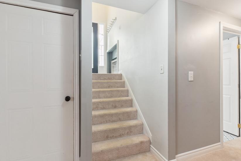 Property listing for 11 Anderson Cres., Smithville, ON