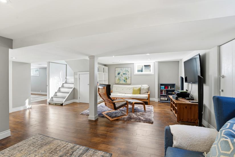 Property listing for 26 Isabel Ave., Hamilton, ON