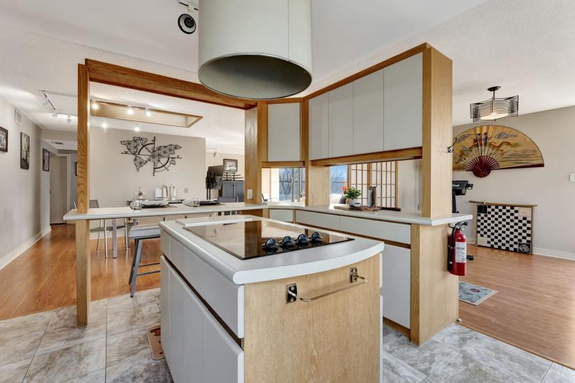 Property listing for #601-28 Duke St., Hamilton, ON