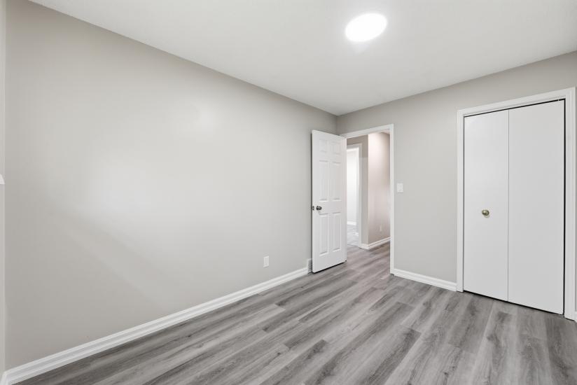 Property listing for 42 Terrace Ave., Welland, ON