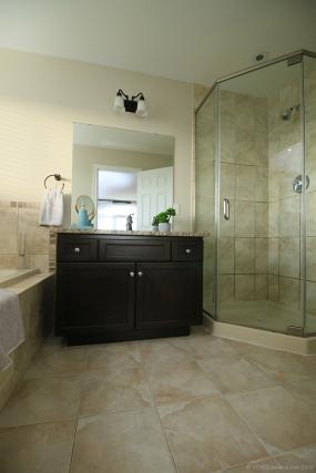 Property listing for 183 Tanglewood Dr., Binbrook, Ontario