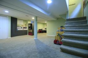 Property listing for 132 Dromore Cres., Hamilton, Ontario