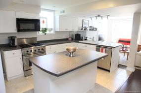 Property listing for 1 Hodge Crt., Dundas, ON