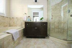 Property listing for 183 Tanglewood Dr., Binbrook, Ontario