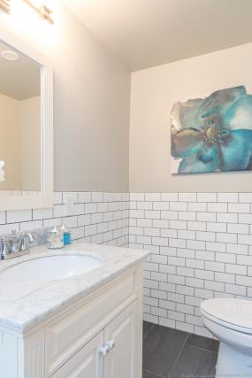 Property listing for 232 Emerald St. N., Hamilton, ON