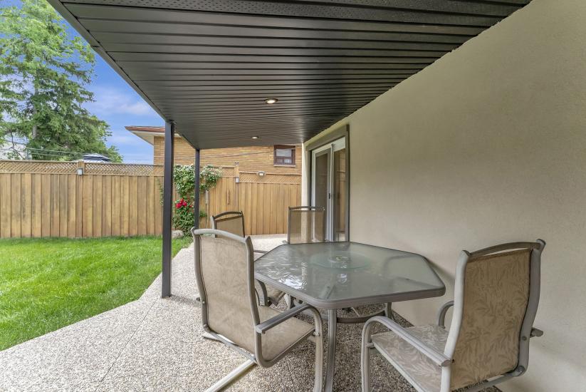 Property listing for 746 Roxborough Ave., Hamilton, ON