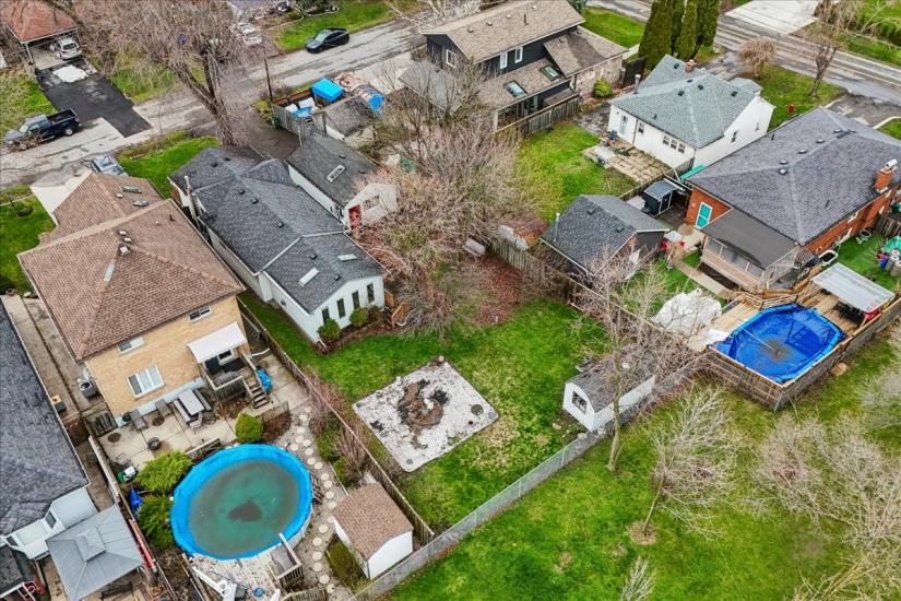 Property listing for 5 Herbert Crt., Stoney Creek, ON