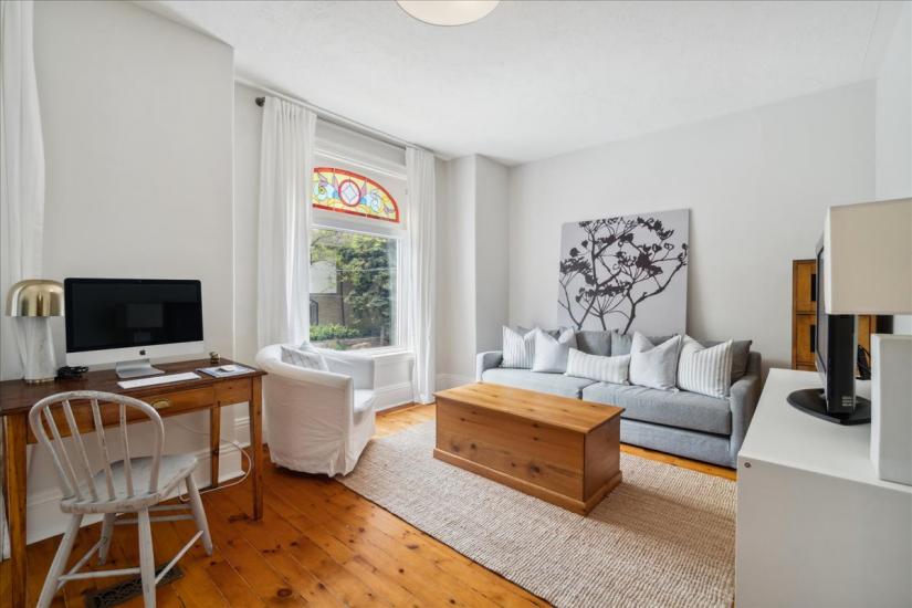 Property listing for 179 Hess St. S., Hamilton, ON