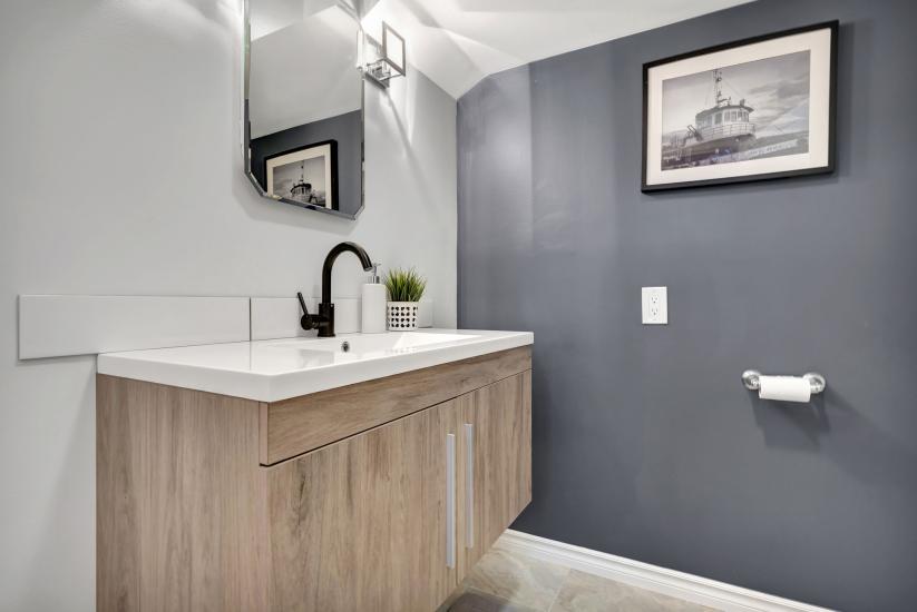 Property listing for 95 Heatherdale Place, Hamilton, ON