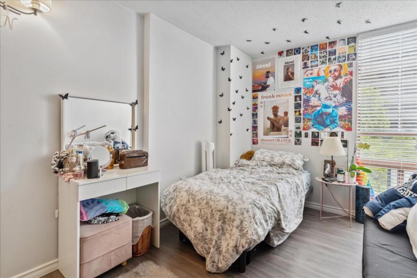 Property listing for #305-222 Jackson St. W., Hamilton, ON