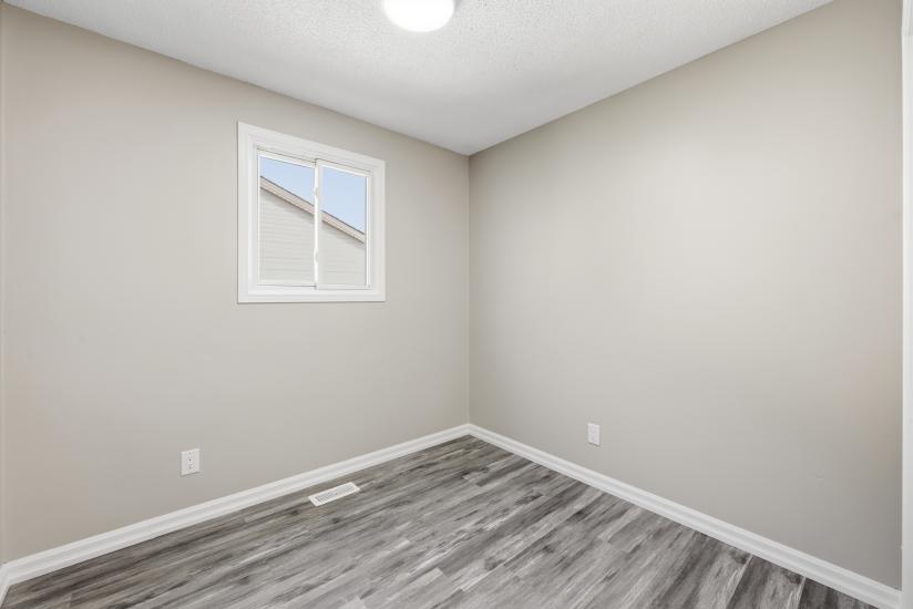 Property listing for 42 Terrace Ave., Welland, ON
