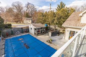 Property listing for 128 York Rd., Dundas, ON