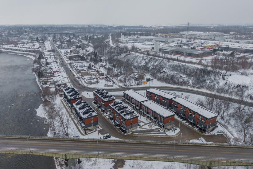 Property listing for #38-2 Willow St., Paris, ON