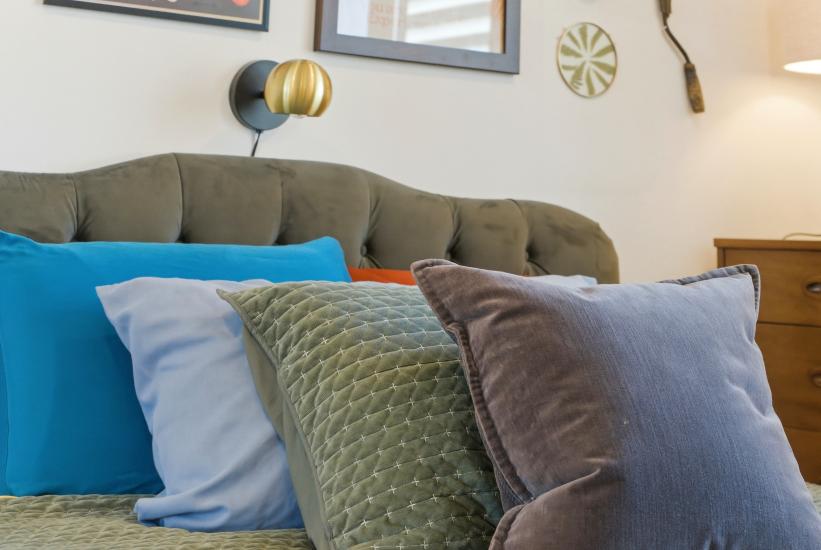 Property listing for #PH4-112 King St. E., Hamilton, ON