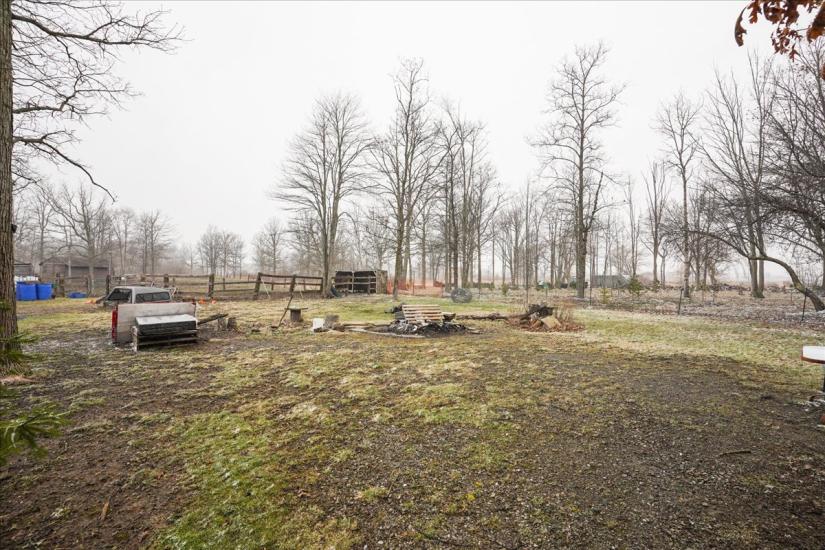 Property listing for L-1566 Caistorville Rd., Caistor Centre, ON