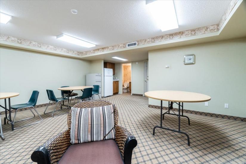Property listing for #208-990 Golf Links Rd., Ancaster, ON