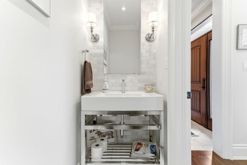 Property listing for 67 Alma St., Dundas, ON