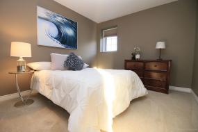 Property listing for 183 Tanglewood Dr., Binbrook, Ontario