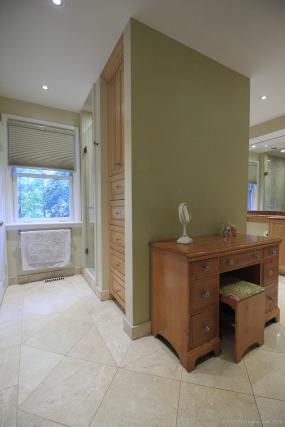 Property listing for 510 Scenic Dr., Hamilton, ON