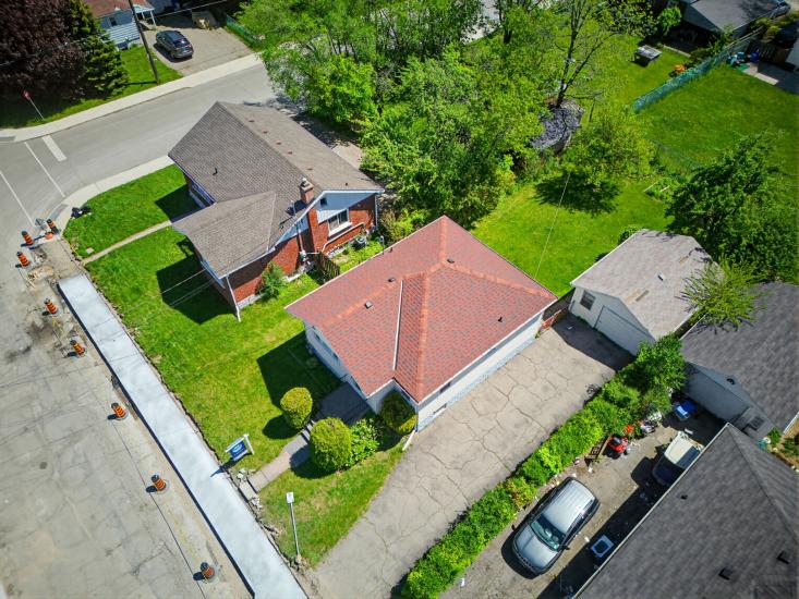 Property listing for 257 West 2nd St., Hamilton, ON