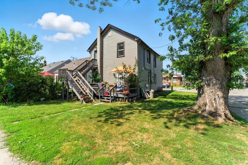 Property listing for 510 Britannia Ave., Hamilton, ON