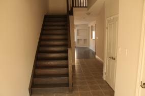 Property listing for 17 Beau Chatel Lane, Grimsby, ON