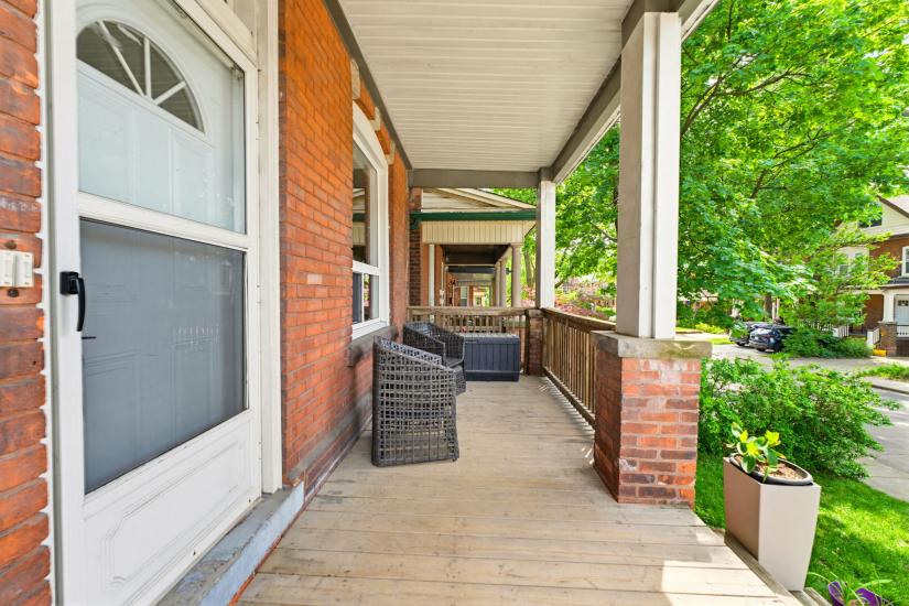 Property listing for #1-25 Strathcona Ave. S., Hamilton, ON