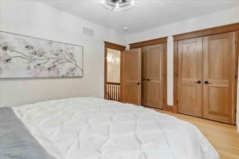 Property listing for 42 Chatham St., Hamilton, ON