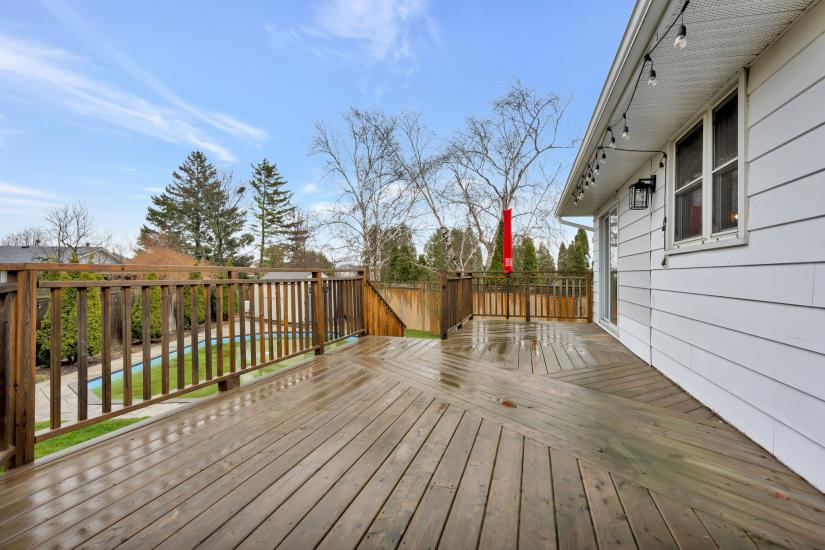 Property listing for 95 Heatherdale Place, Hamilton, ON