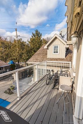 Property listing for 128 York Rd., Dundas, ON