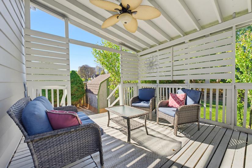 Property listing for 206 Craigroyston Rd., Hamilton, ON