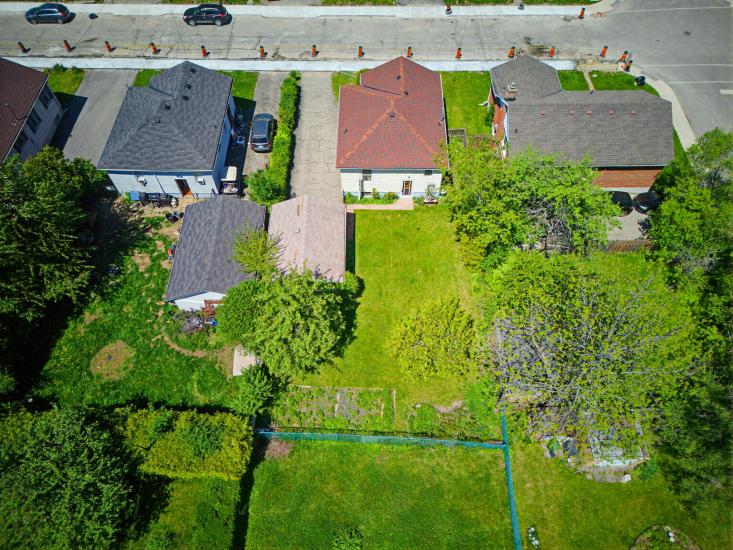 Property listing for 257 West 2nd St., Hamilton, ON