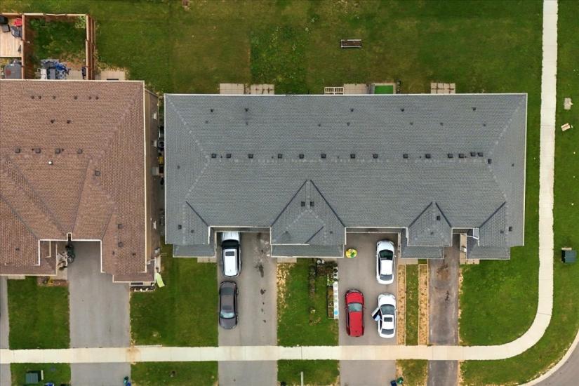 Property listing for 125 Sunflower Pl., Welland, ON
