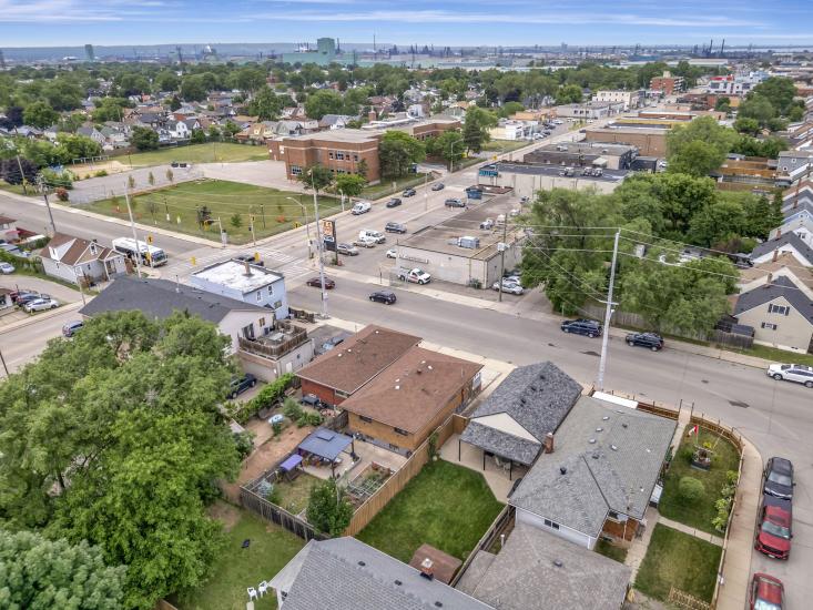 Property listing for 746 Roxborough Ave., Hamilton, ON