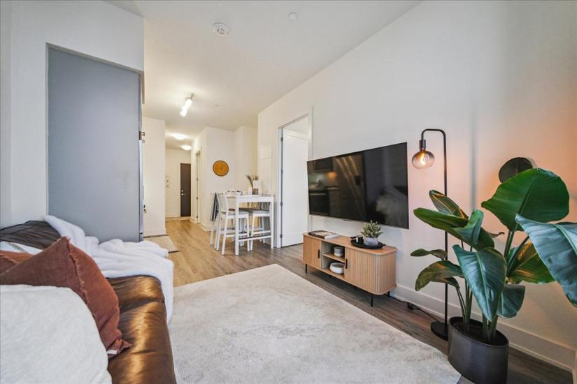 Property listing for #1901-385 Winston Rd., Grimsby, ON