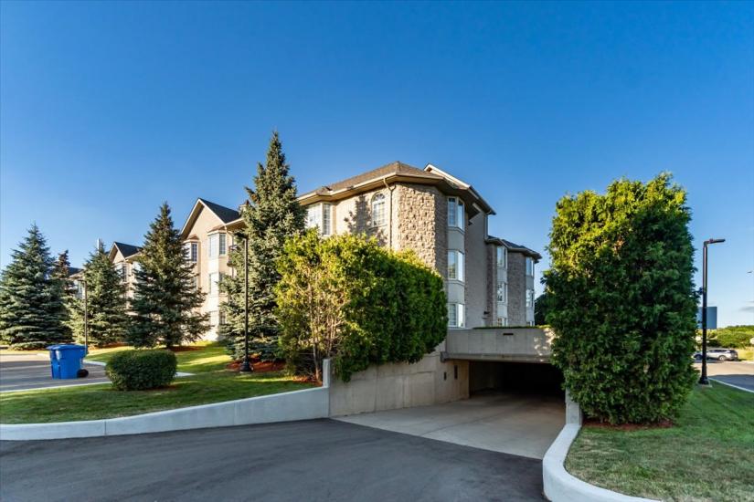 Property listing for #208-990 Golf Links Rd., Ancaster, ON