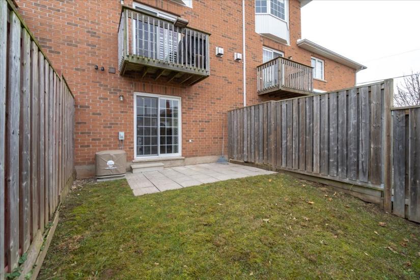 Property listing for #3-437 Highway 8, Stoney Creek, ON