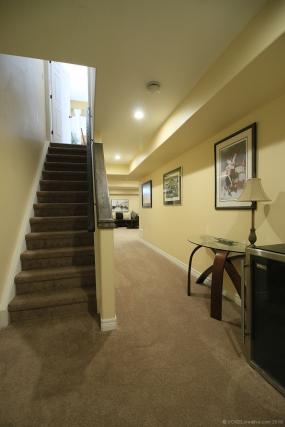 Property listing for 183 Tanglewood Dr., Binbrook, Ontario