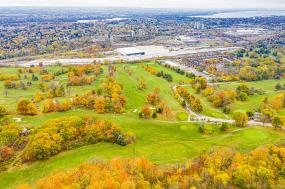 Property listing for 675 Scenic Dr., Hamilton, ON