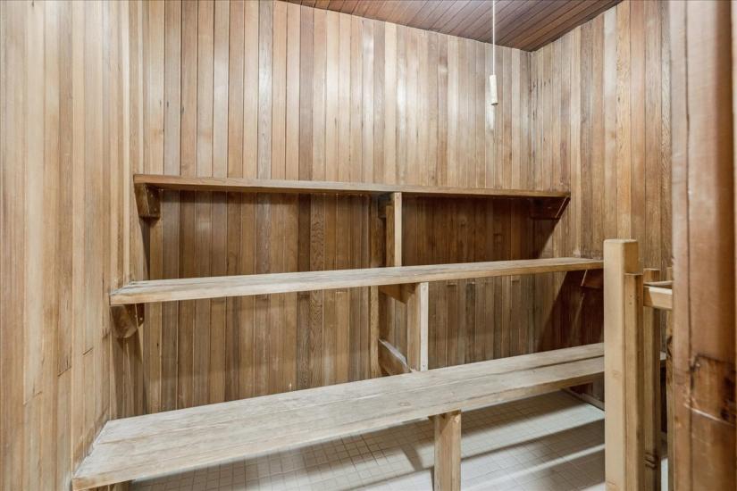 Property listing for #305-222 Jackson St. W., Hamilton, ON