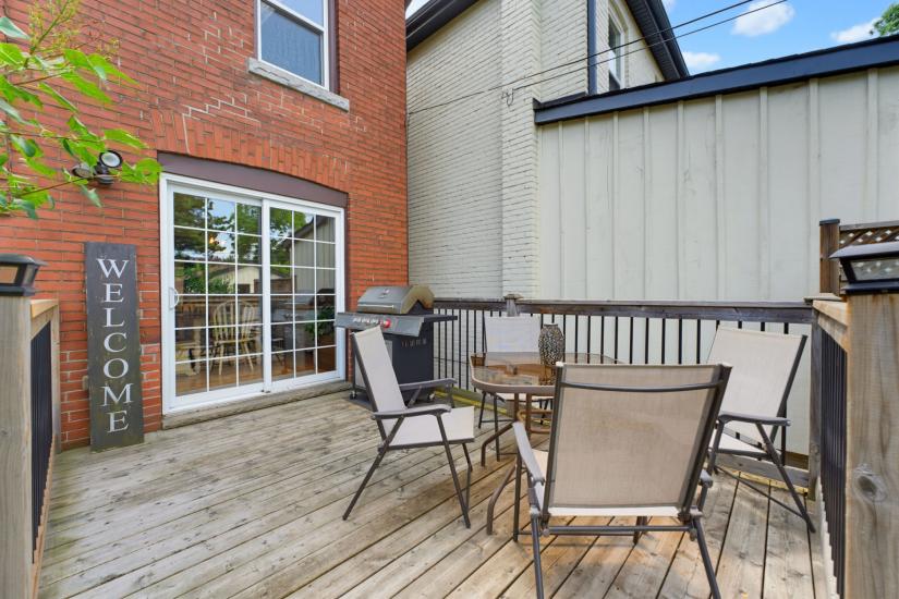 Property listing for 394 Charlton Ave. W., Hamilton, ON