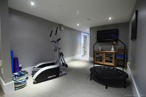Property listing for 510 Scenic Dr., Hamilton, ON
