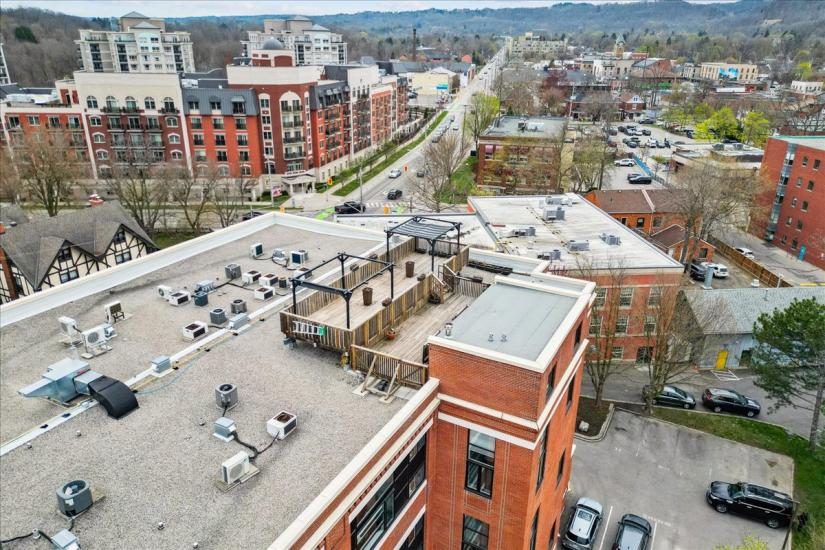 Property listing for #313-50 Main St., Dundas, ON